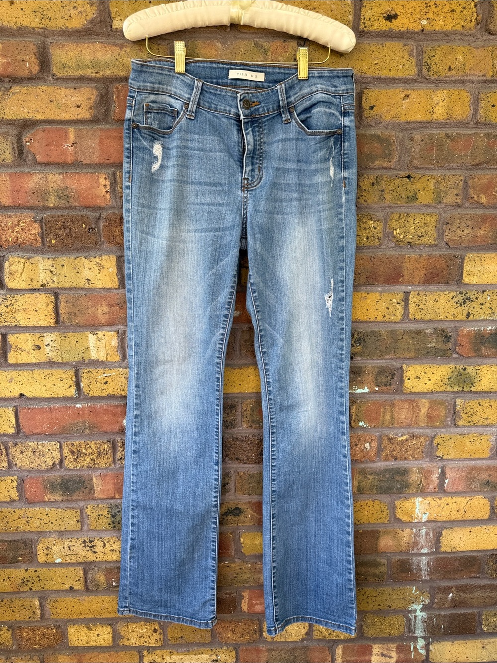 eunina Blue Bootcut Jeans slightly distressed - size 9